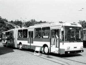 Skoda 15Tr 1989 года